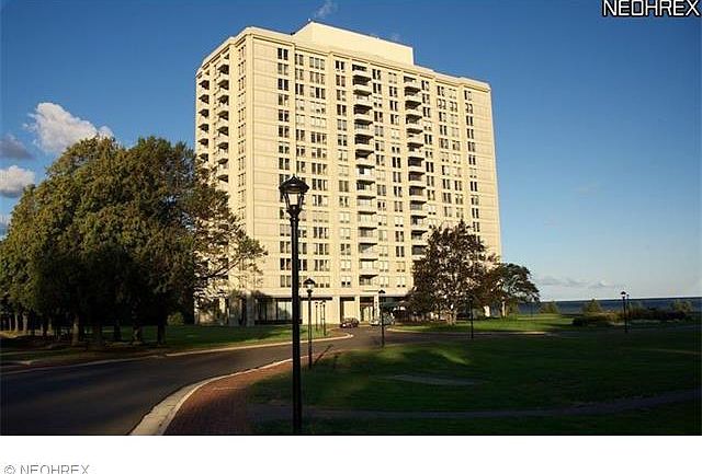 1st image of 2 Bratenahl Pl APT 13BC