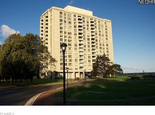 2 Bratenahl Pl APT 13BC, Bratenahl, OH 44108