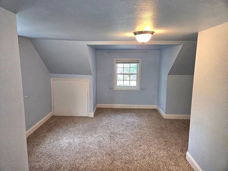 2201 Pershing Ave — Photo 37