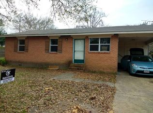 902 Sycamore St, Athens, TX 75751