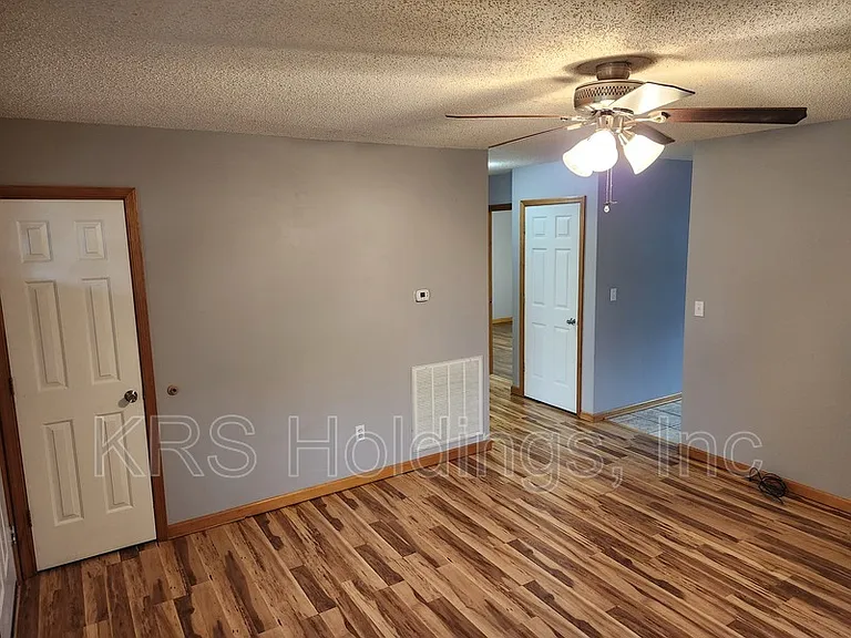 82 Summerfield Dr — Photo 5