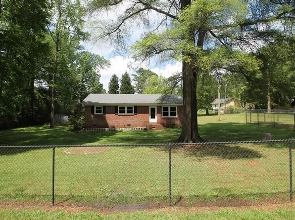 4010 Crestview Dr, Rock Hill, SC 29732