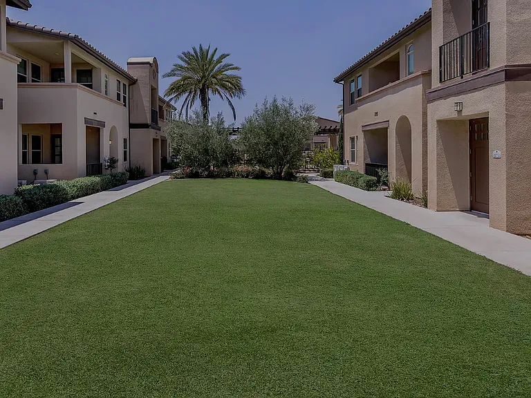 2675 E Teaberry Dr — Photo 16