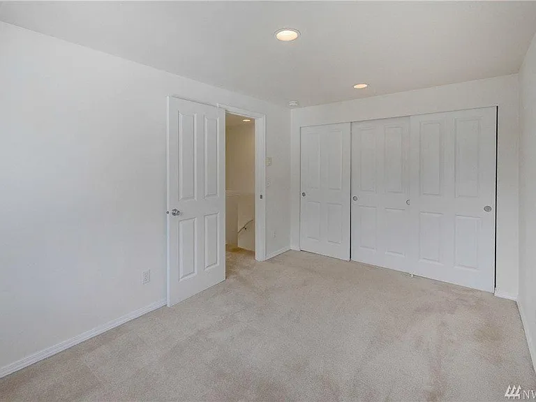 1124 N 92nd St #205 — Photo 13