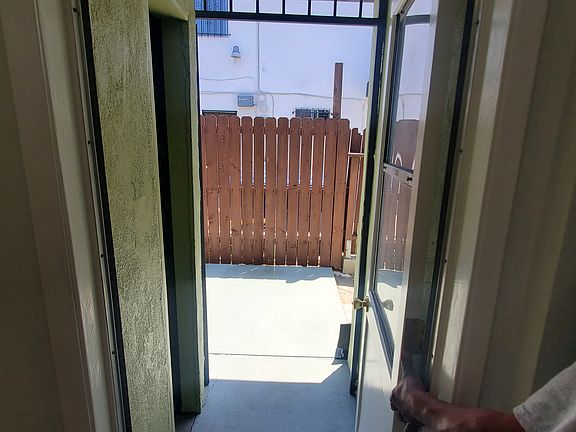 4th image of 5237 Westhaven St