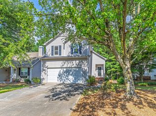 144 Stoneforest Dr, Woodstock, GA 30189