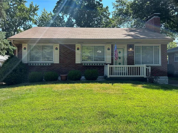 2412 Mari Kay Ct, Saint Louis, MO 63144