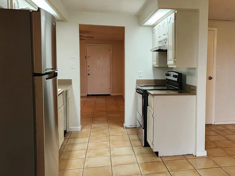 600 E Upas Ave — Photo 6