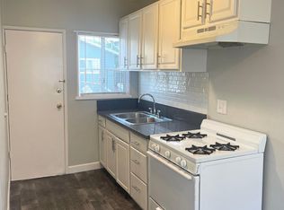 431 Dawson Ave APT 9, Long Beach, CA 90814