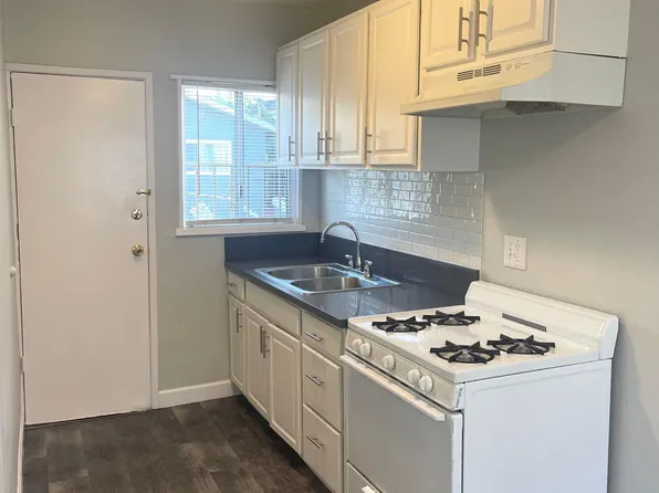 431 Dawson Ave APT 9, Long Beach, CA 90814