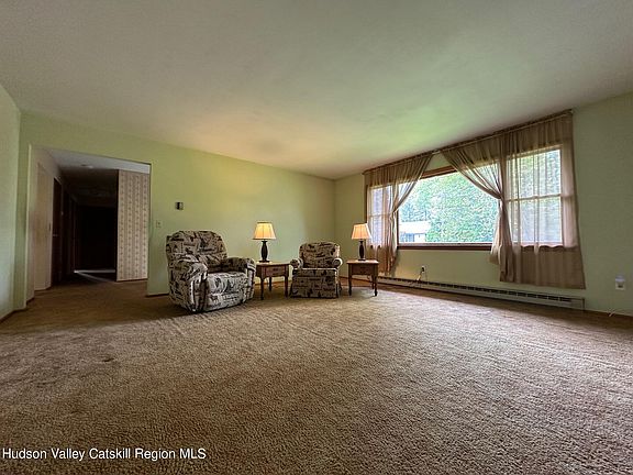 4th image of 15 Willow Lane