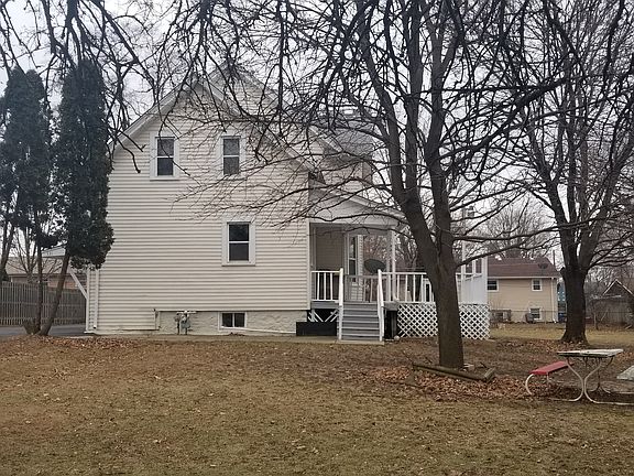 2nd image of 331 Oakwood Ave