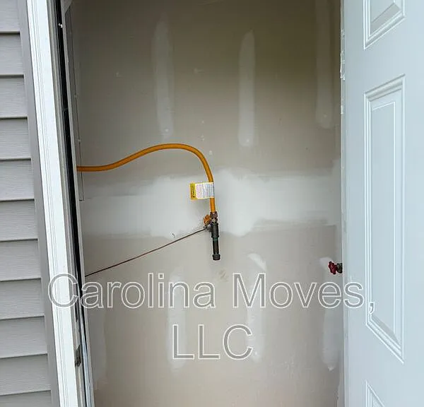 206 Telford Dr — Photo 23