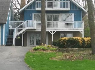 1267 Chadbourne Dr, Davis, IL 61019