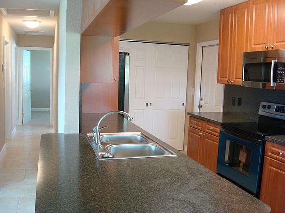 Washer & Dryer Hookup in closet