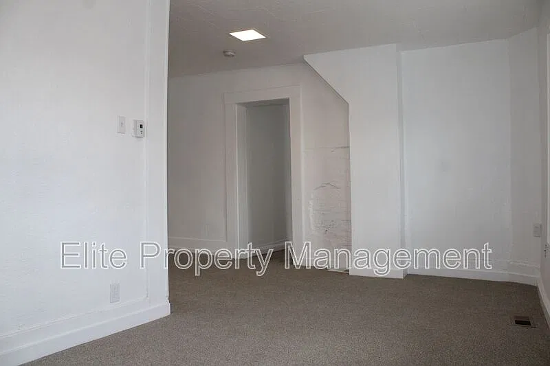 2 bed, 1.0 bath, 800 sqft, $750 — Photo 4