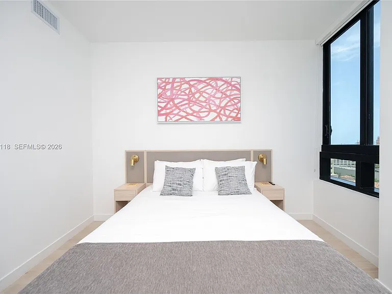 225 N Miami Ave #1505 — Photo 15