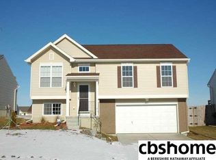 16120 Briar St, Omaha, NE 68136