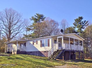 5781 Chestnut Ridge Rd, Riner, VA 24149