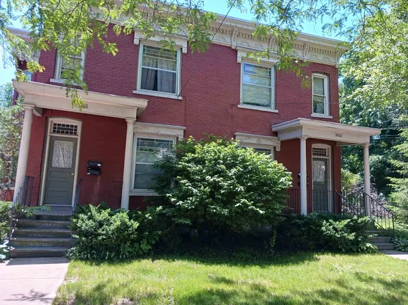 1413 Charles St, Rockford, IL 61104
