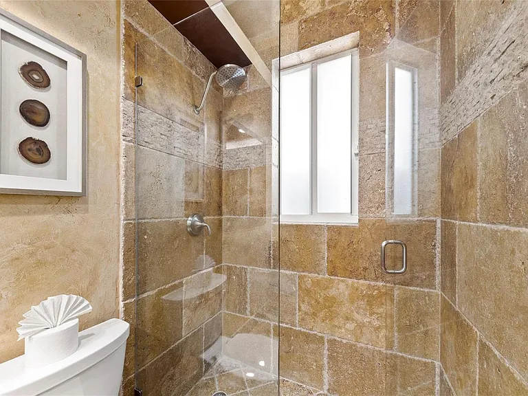 2430 Castilla Isle — Photo 36