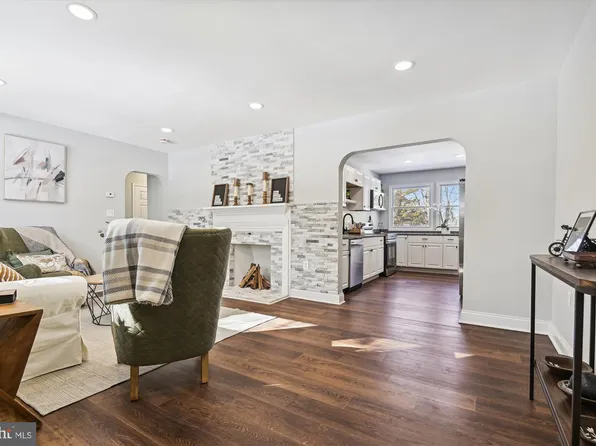 3514 Saint James Rd, Windsor Mill, MD 21244