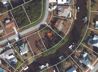 186 NE Dominican Ter, Pt Saint Lucie, FL 34953