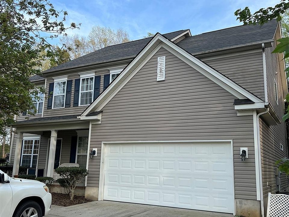 2nd image of 8212 Four Sisters Ln