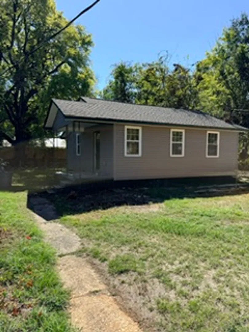 2 bedroom 1 bath house — Photo 1