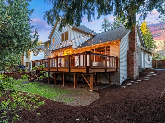 5th image of 2207 233rd Ave NE
