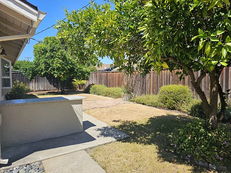 3432 Elaine Dr — Photo 14