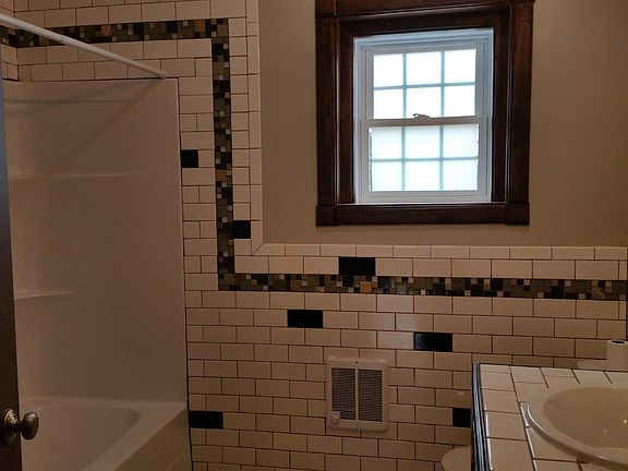 Main full bath
