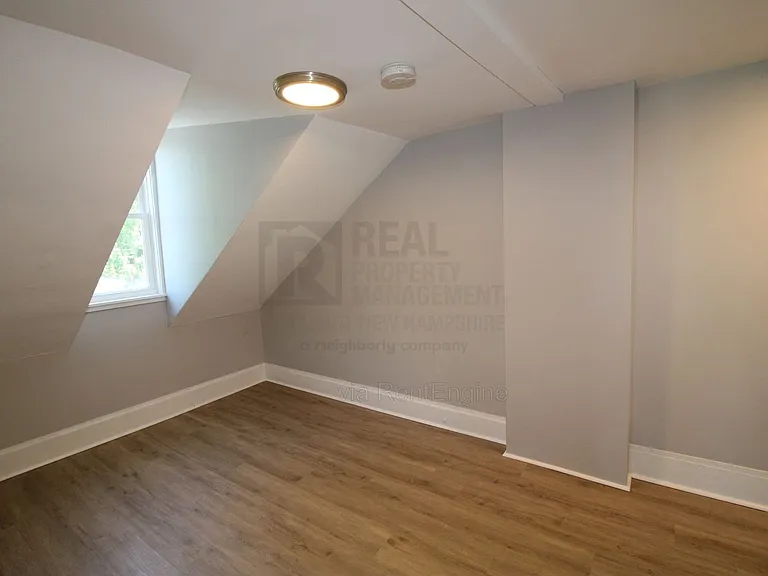 61 3rd St #201 — Photo 12