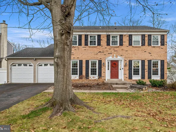 416 Gladstone Rd, Langhorne, PA 19047