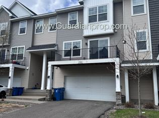 11950 Emery Village Dr N, Champlin, MN 55316