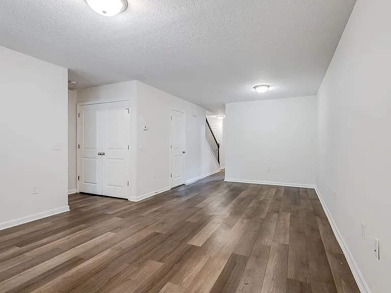 162 Barfield Way — Photo 10