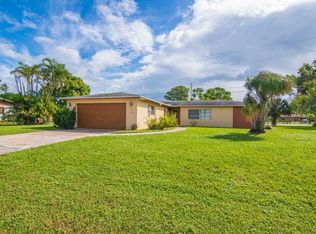4526 43rd Ct, Vero Beach, FL 32967