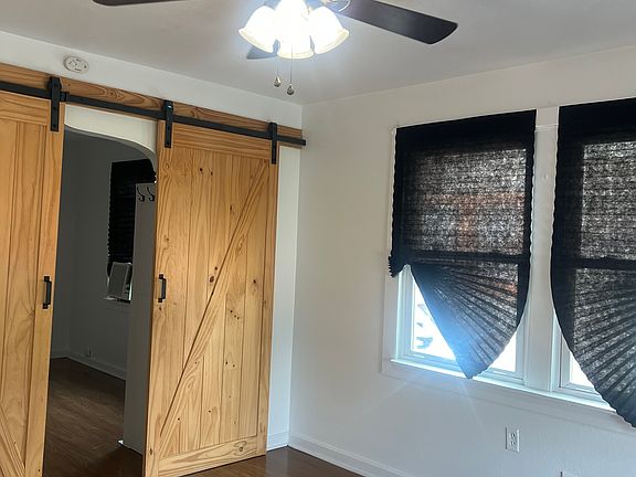 3rd image of 2420 Music St