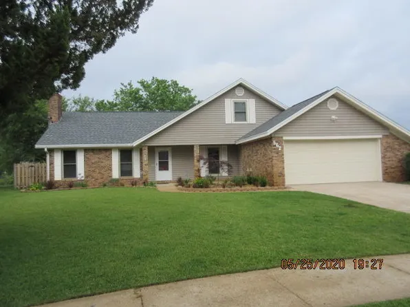 562 E Timberlake Dr, Mary Esther, FL 32569