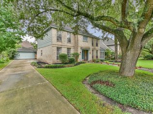 15706 Dawnbrook Dr, Houston, TX 77068