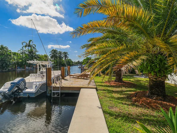 2408 NE 17th Terrace, Wilton Manors, FL 33305