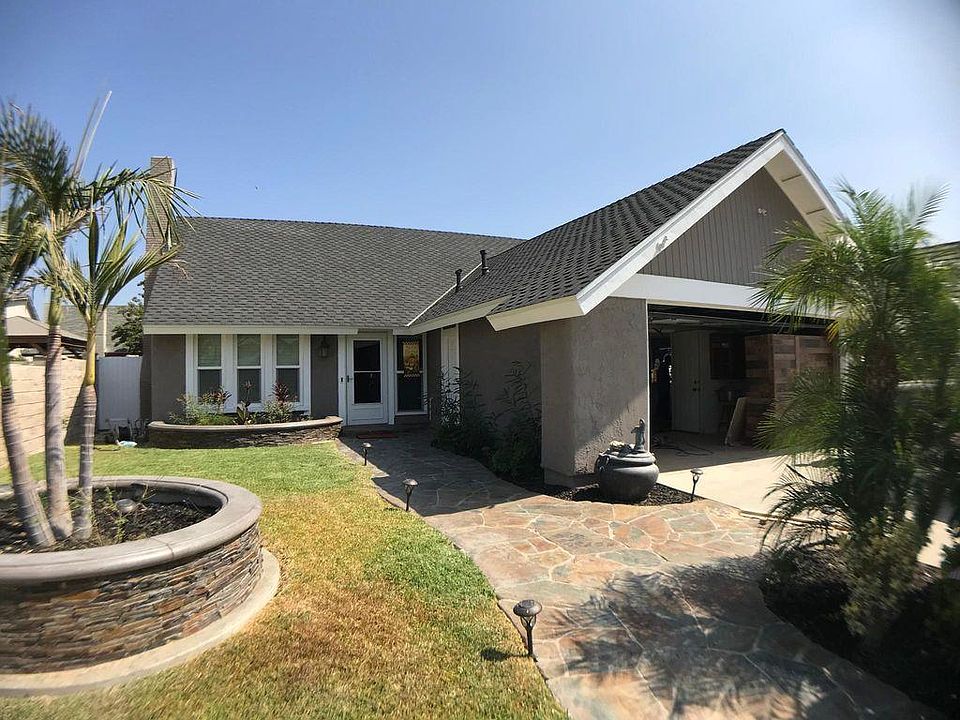 2nd image of 1286 N Andrea Ln