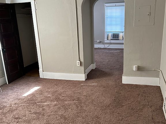 4th image of 311 W Pierce St APT B