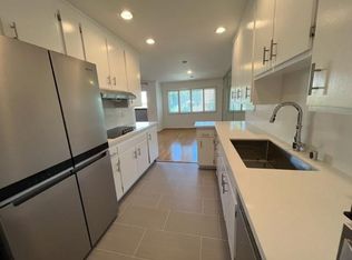 1121 N Olive Dr APT 313, West Hollywood, CA 90069