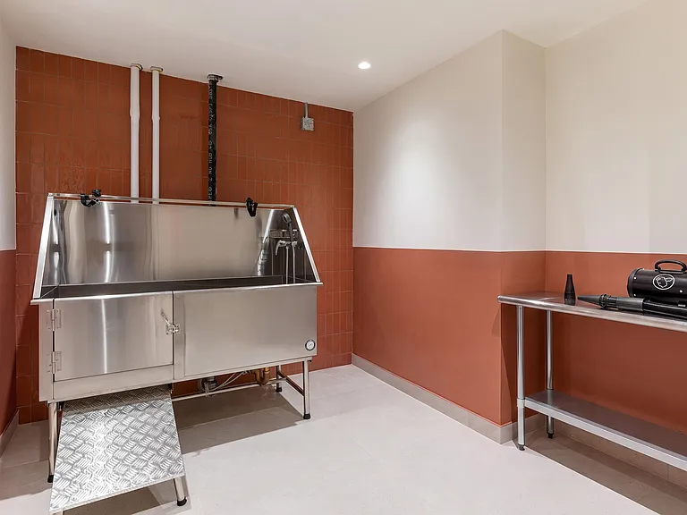 255 E 39th St #Penthouse 3B — Photo 24