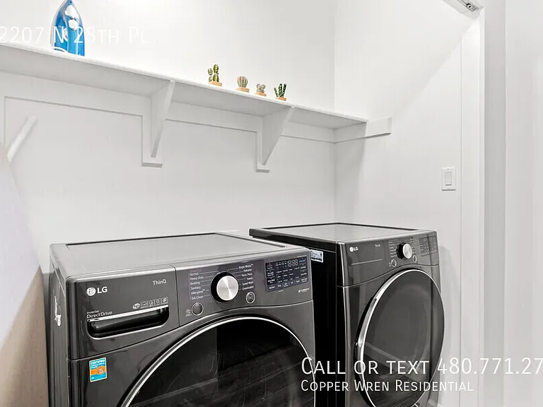 2207 N 28th Pl — Photo 31
