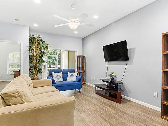 5th image of 2001 PALM DRIVE #H103