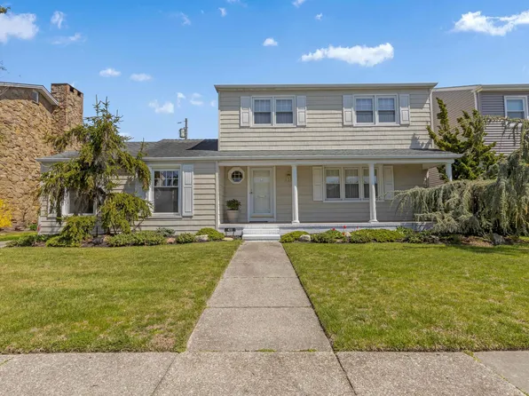 411 N Douglas Ave, Margate City, NJ 08402