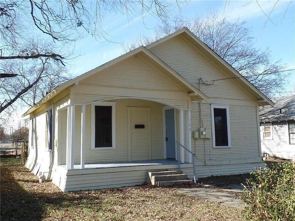 1st image of 709 N Weaver St