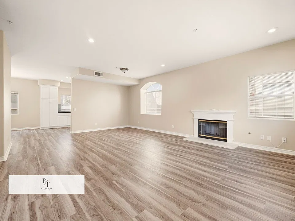 1115 Fairview Ave #B